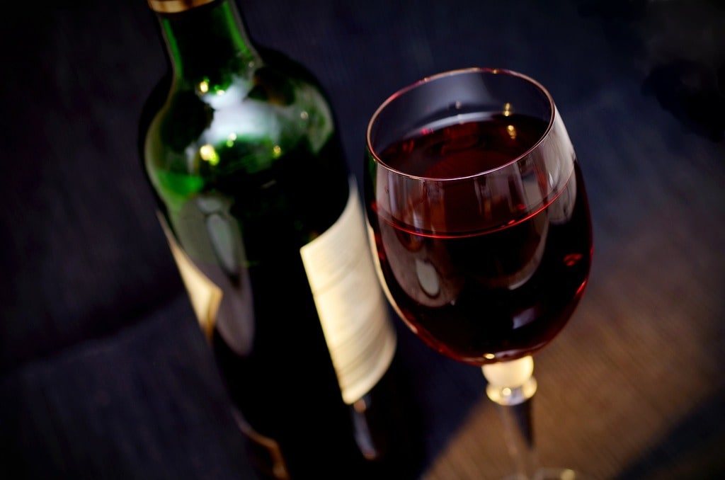 L'art du débouchage&nbsp;: Comment ouvrir une bouteille de vin comme un professionnel